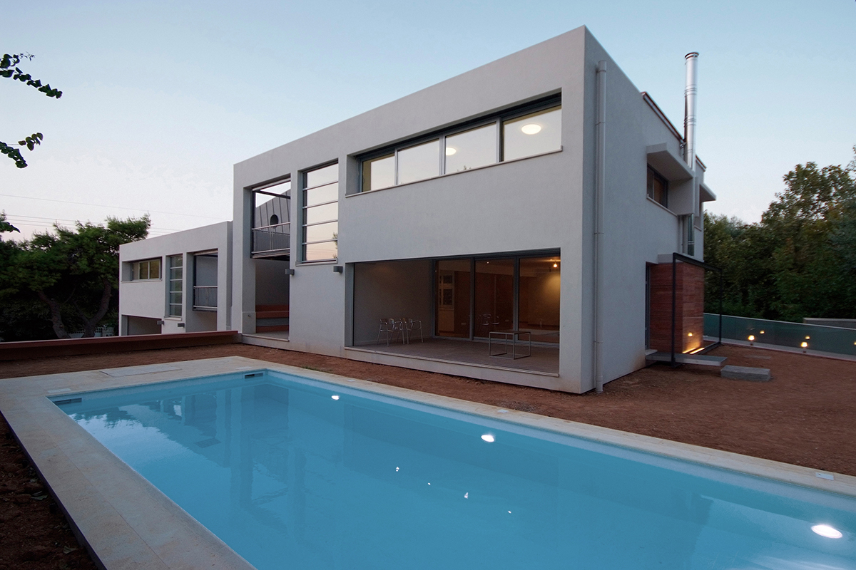 Δύο κατοικίες στην Εκάλη